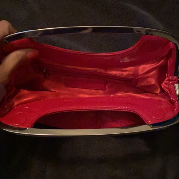 Express red purse - Picture 3 of 3